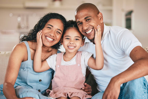Família feliz e saudável sorrindo